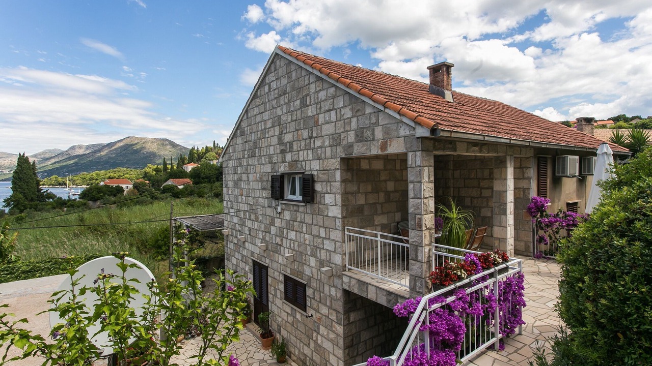 Photo of Outdoor in Kolocep Island