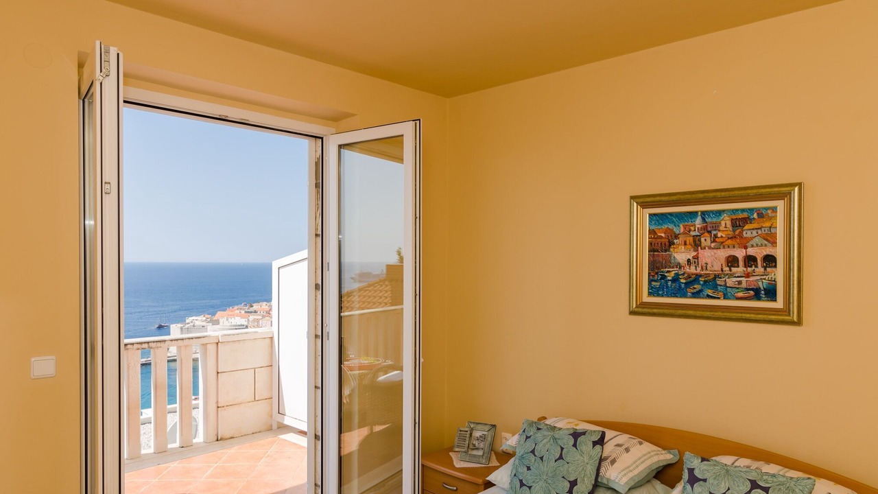 Photo of Others in Ploce