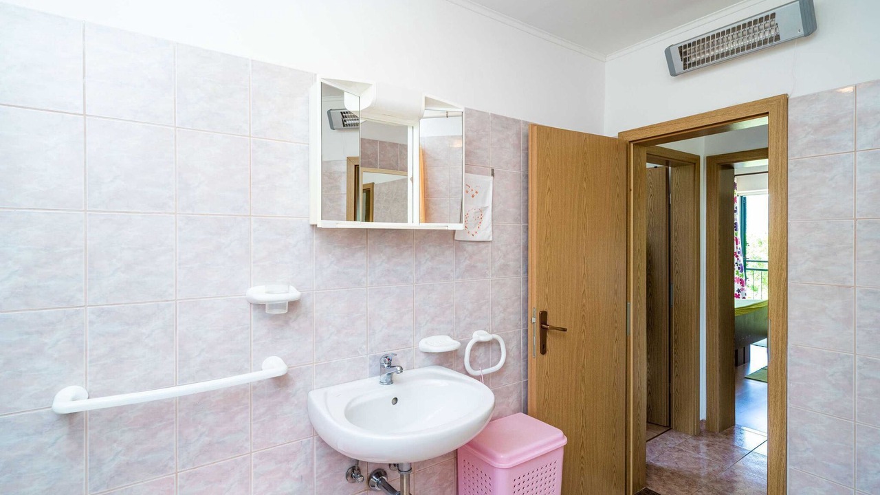 Photo of Bathroom in Lovorno