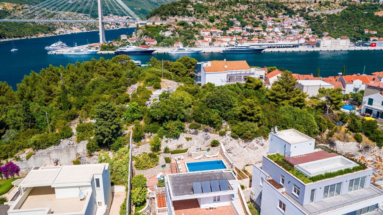 Photo of Outdoor in Babin Kuk