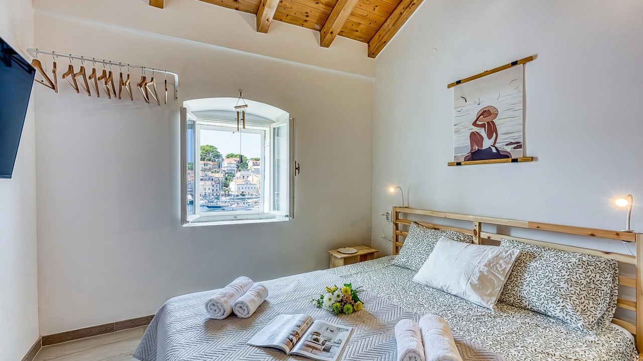 Photo of Bedroom in Cove Murtar