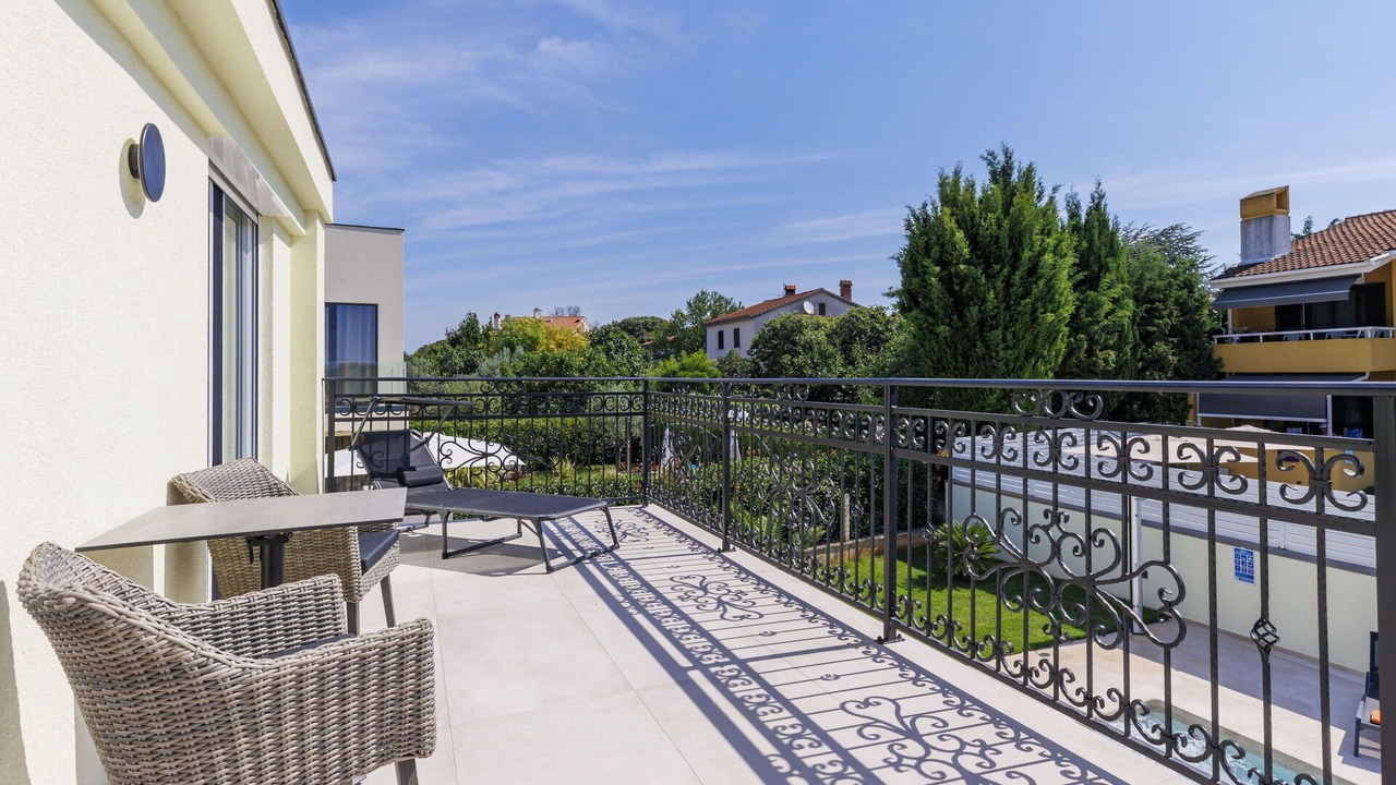 Photo of Outdoor in Stinjan
