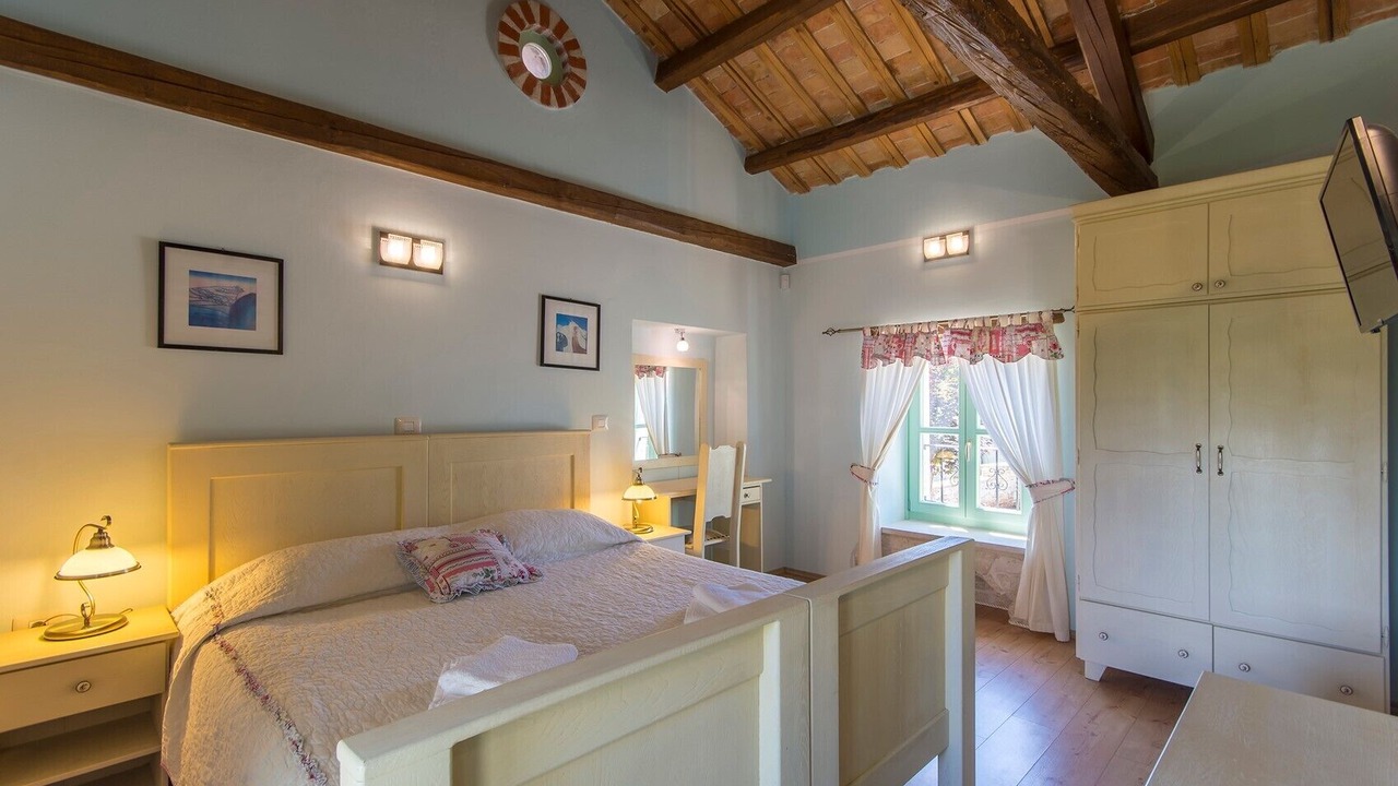 Photo of Bedroom in Tar