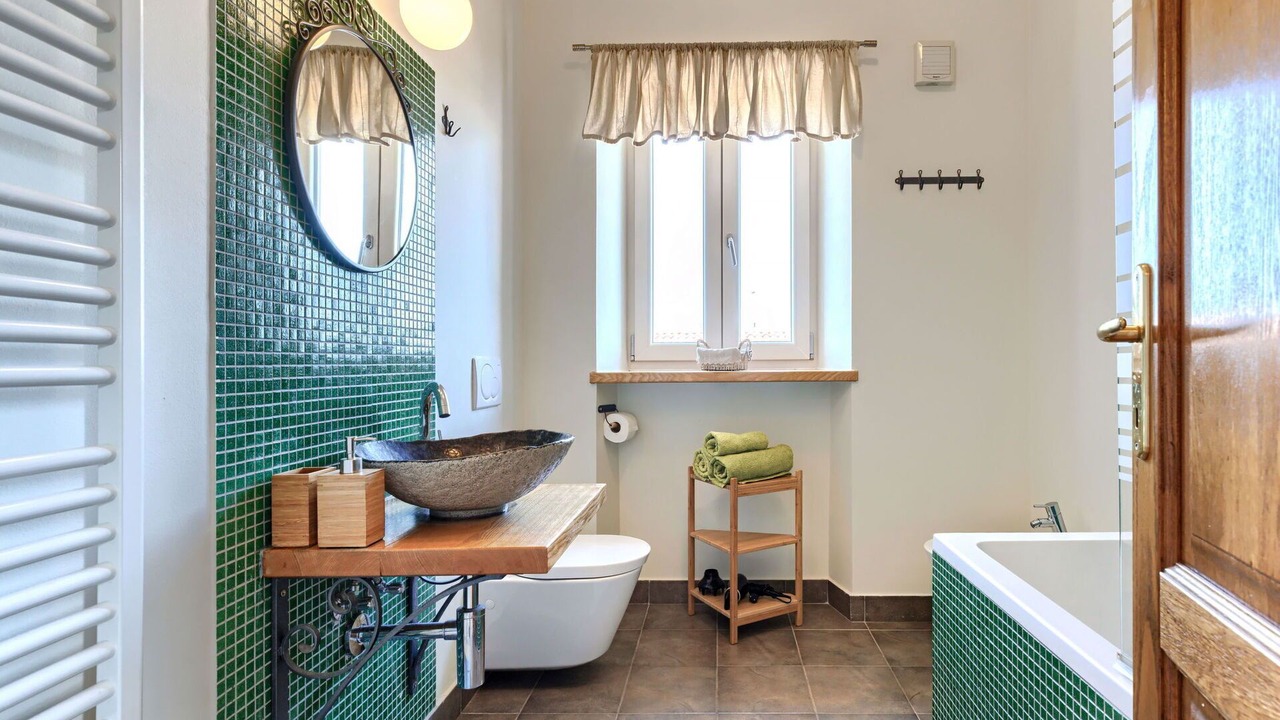 Photo of Bathroom in Momjan
