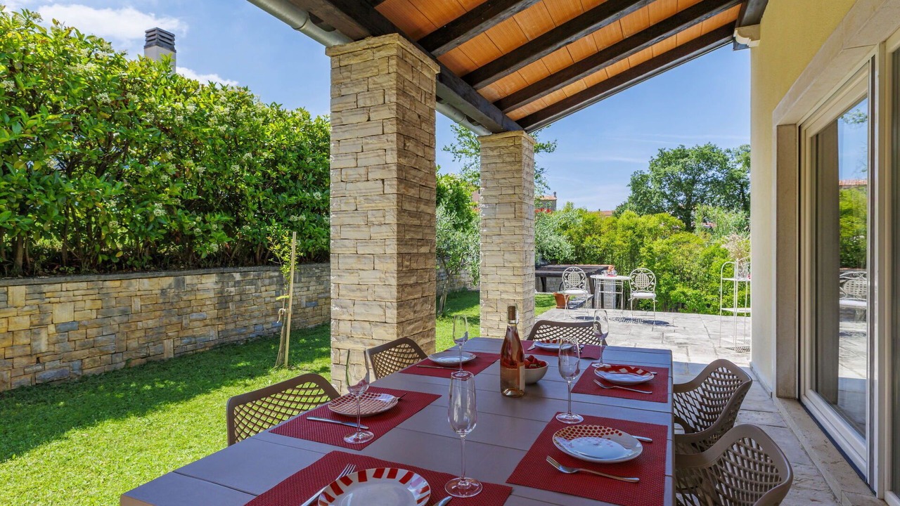 Photo of Outdoor in Momjan