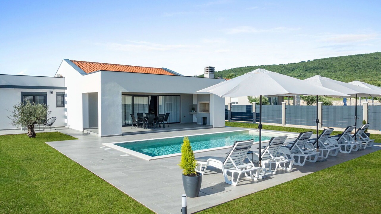 Photo of Outdoor in Brgod