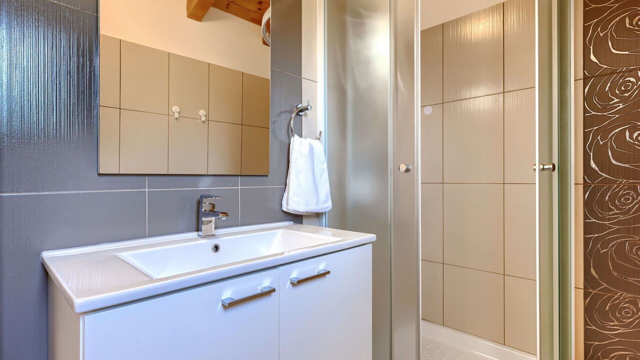 Photo of Bathroom in Golas