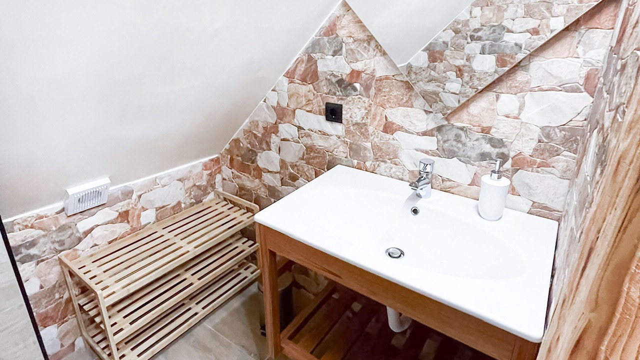 Photo of Bathroom in Cabar