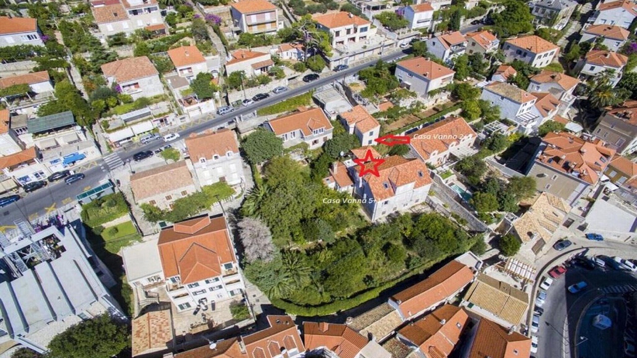 Photo of Others in Ploce