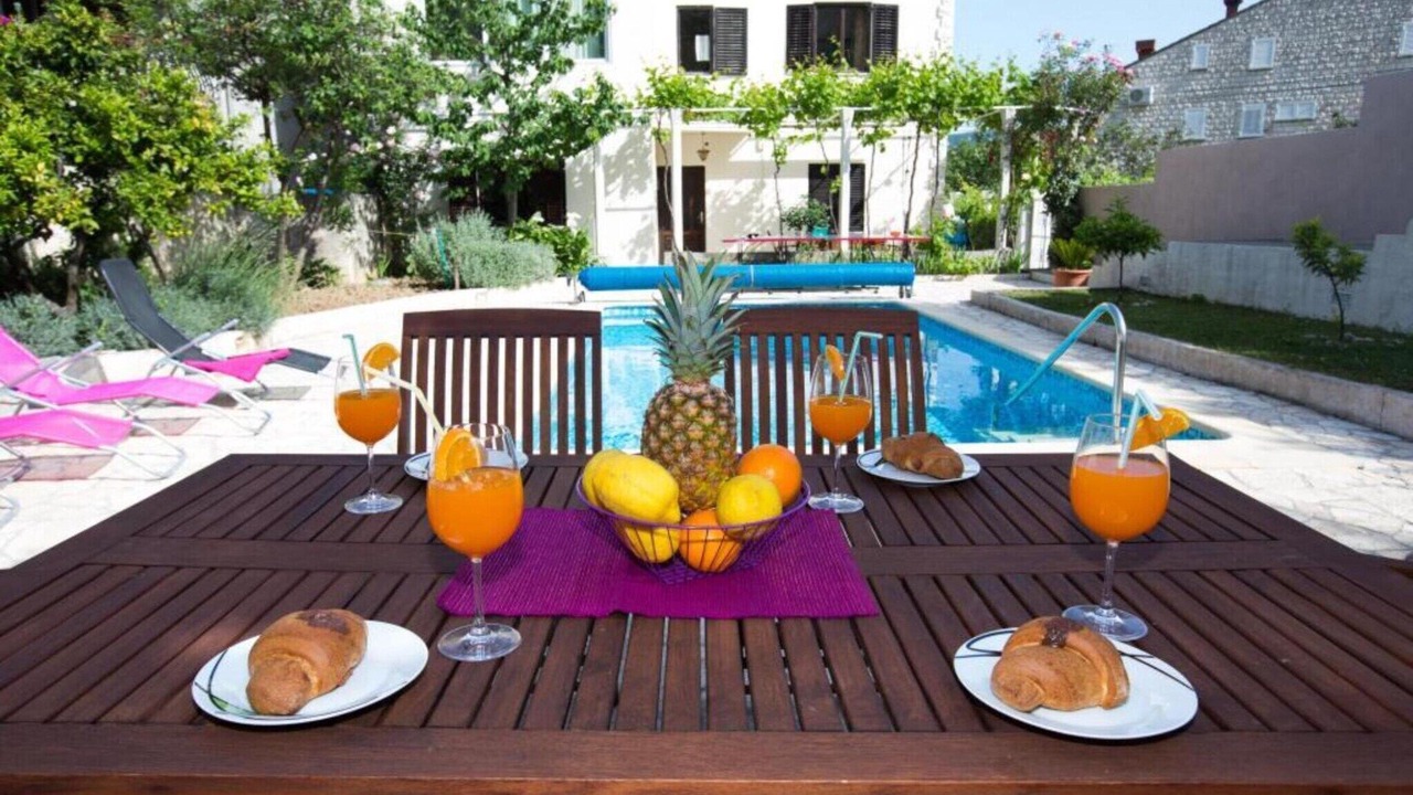Photo of Patio Balcony in Rozat