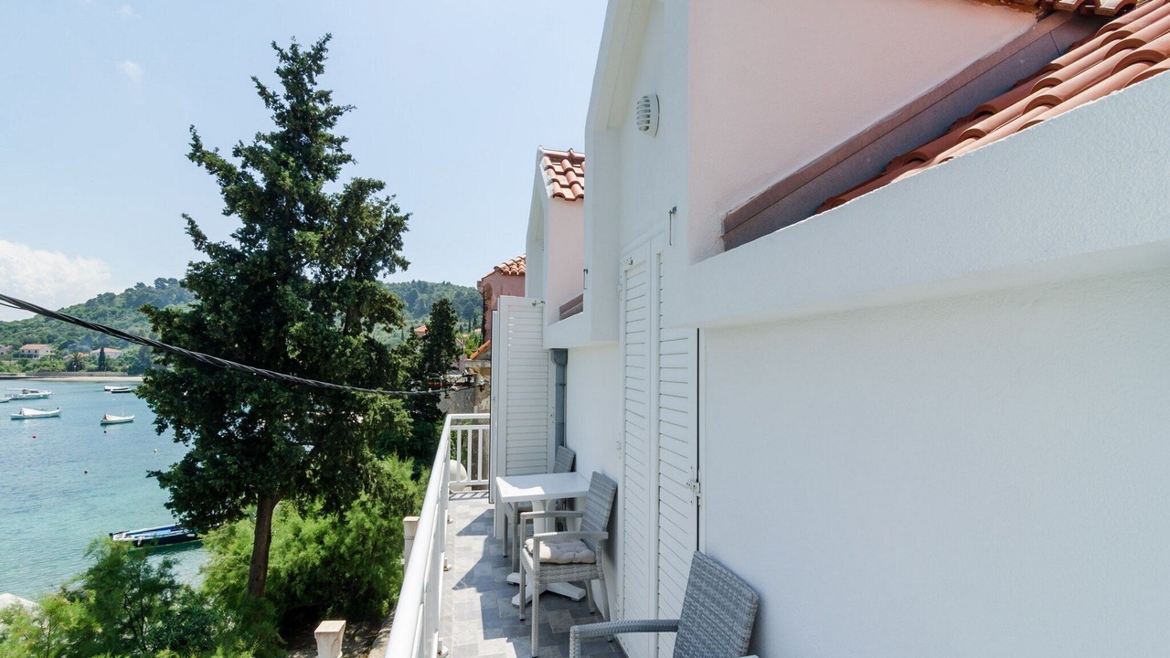 Photo of Patio Balcony in Kolocep Island