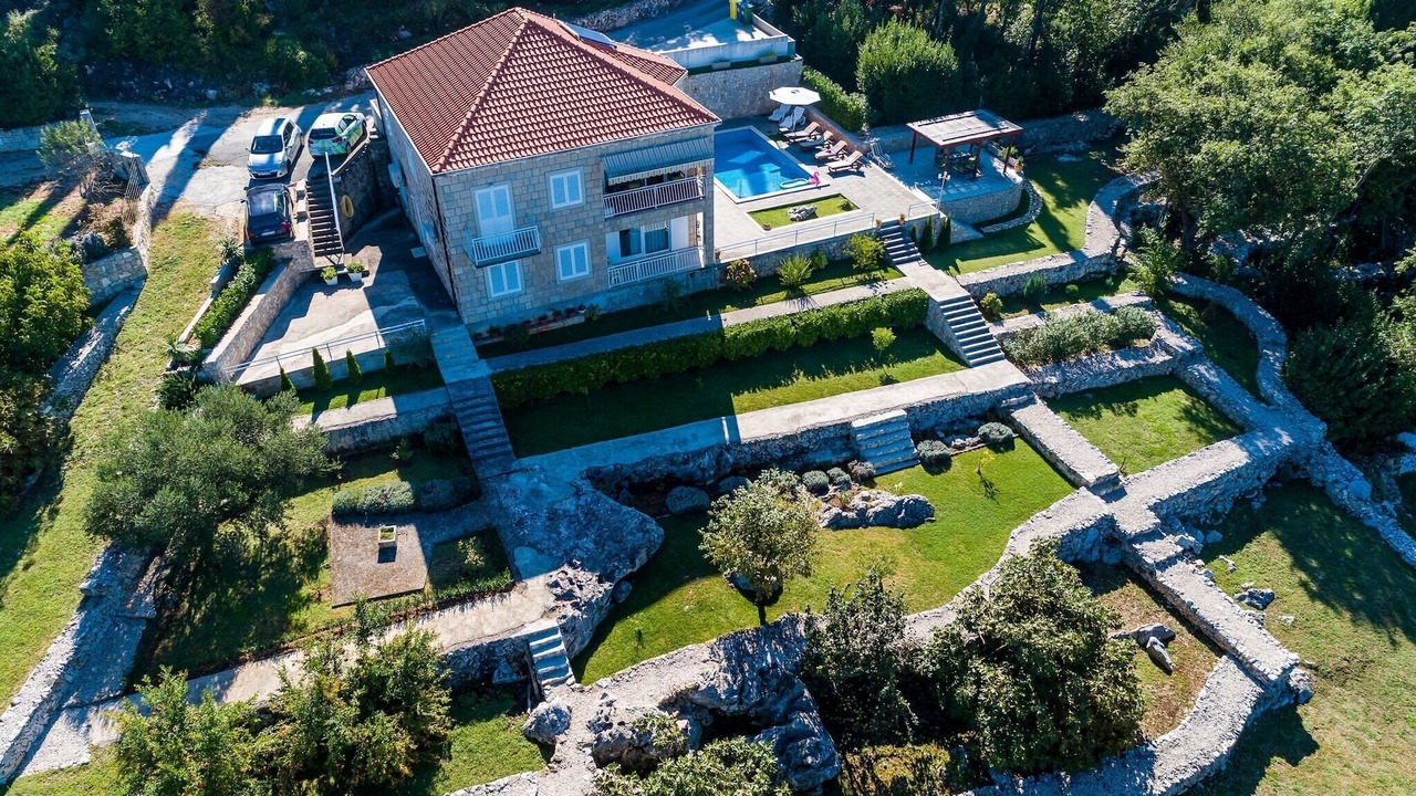 Photo of Outdoor in Popovici