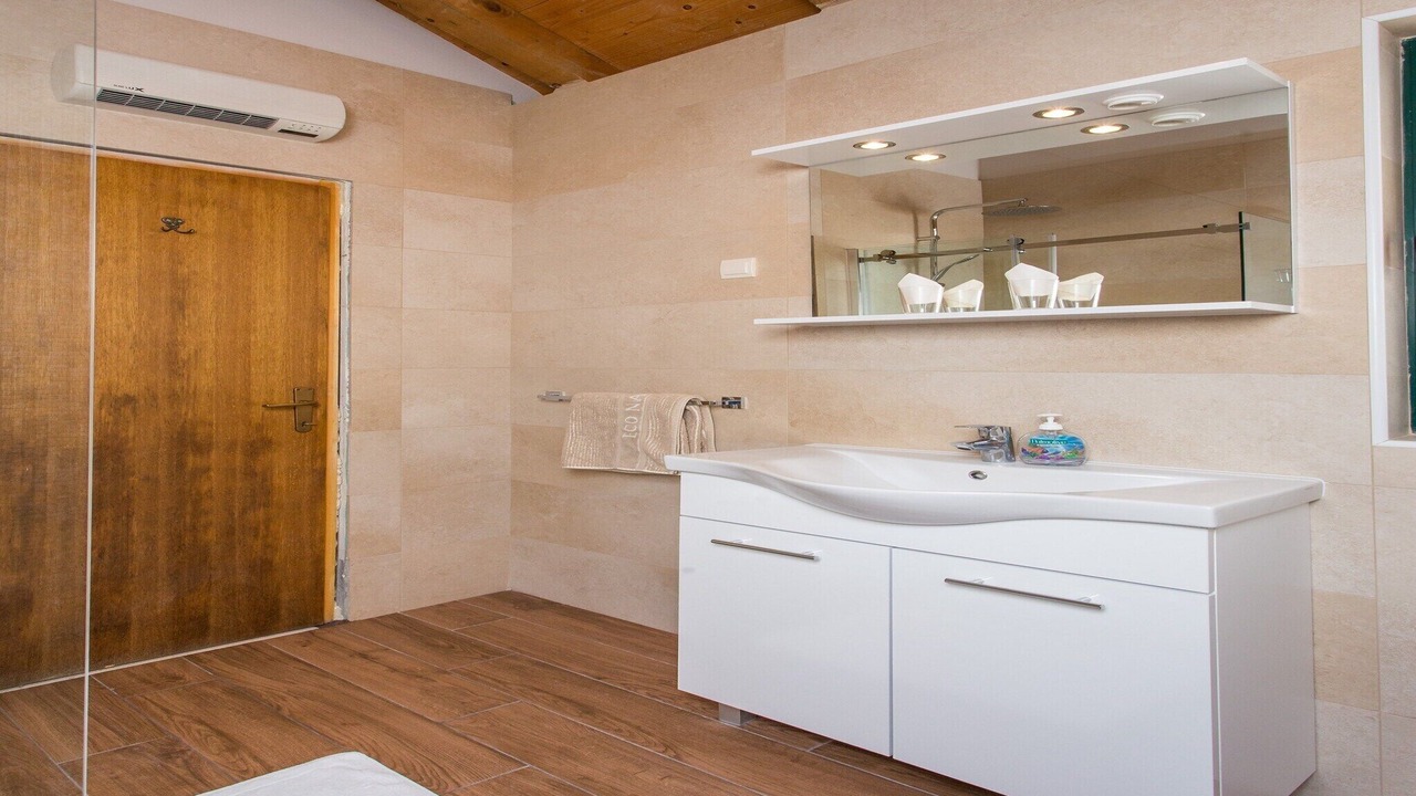 Photo of Bathroom in Mlini