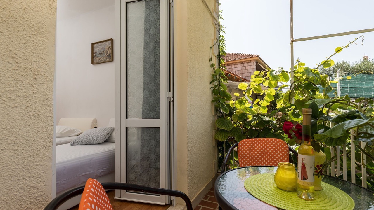 Photo of Patio Balcony in Gornji Kono