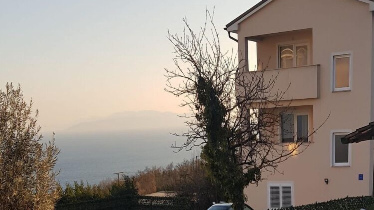 Photo of Outdoor in Pobri