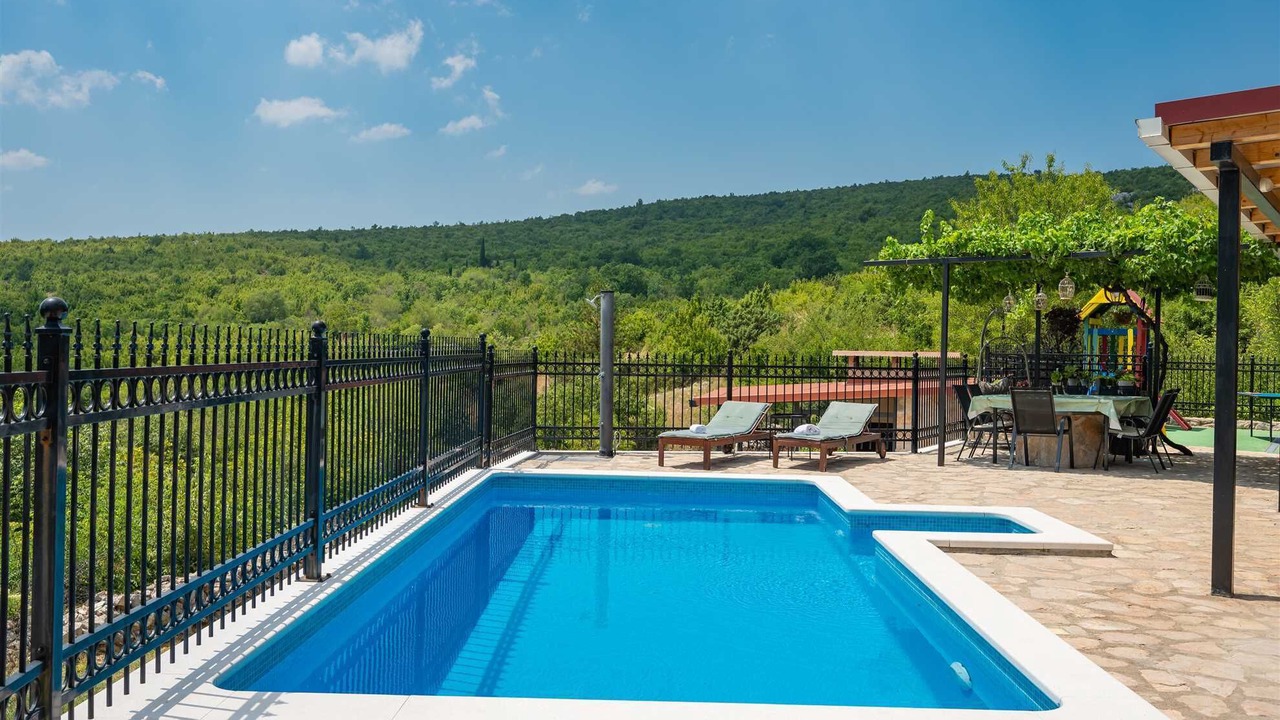 Photo of Outdoor in Lecevica