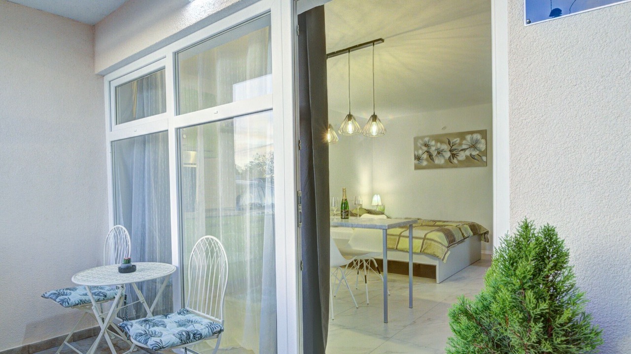 Photo of Patio Balcony in Vratarusa