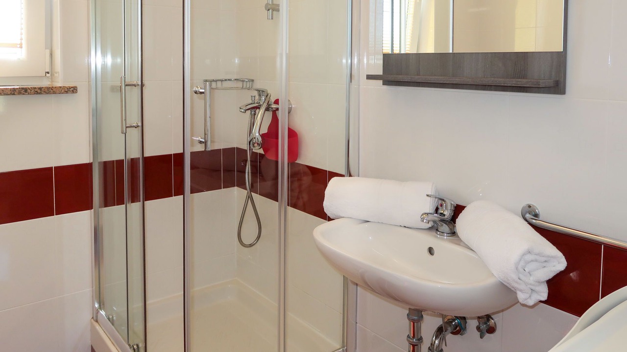Photo of Bathroom in Crni