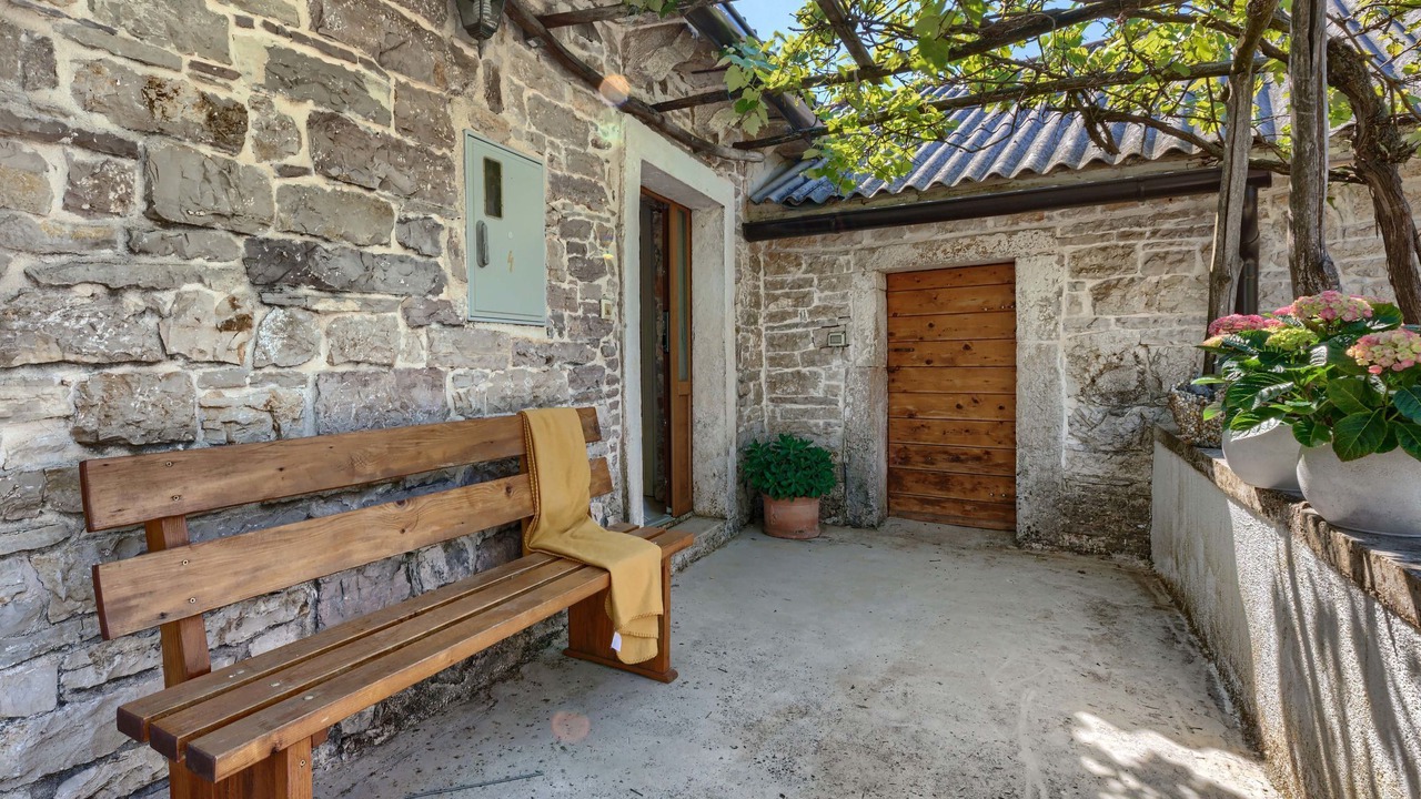 Photo of Outdoor in Jezenj