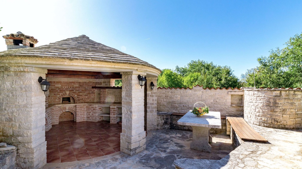 Photo of Outdoor in Stifanici