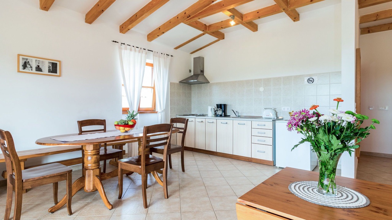 Photo of Others in Stifanici