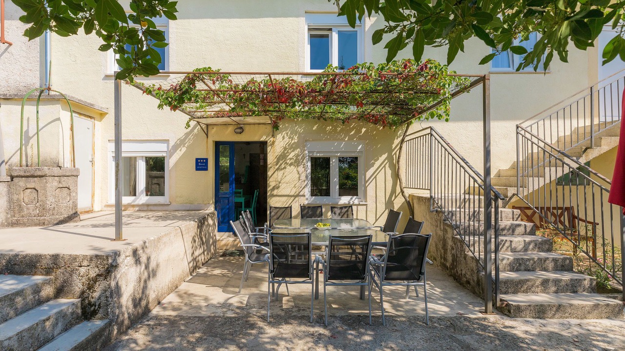 Photo of Outdoor in Laginji