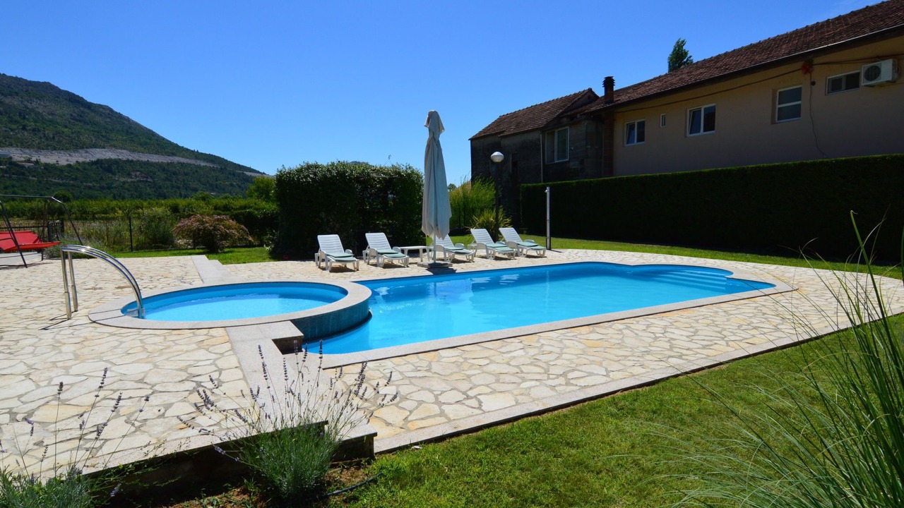 Photo of Outdoor in Dusina