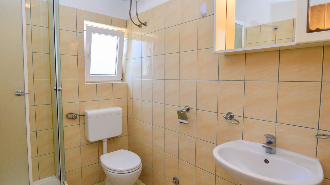 Photo of Bathroom in Cove Basina (Jelsa)