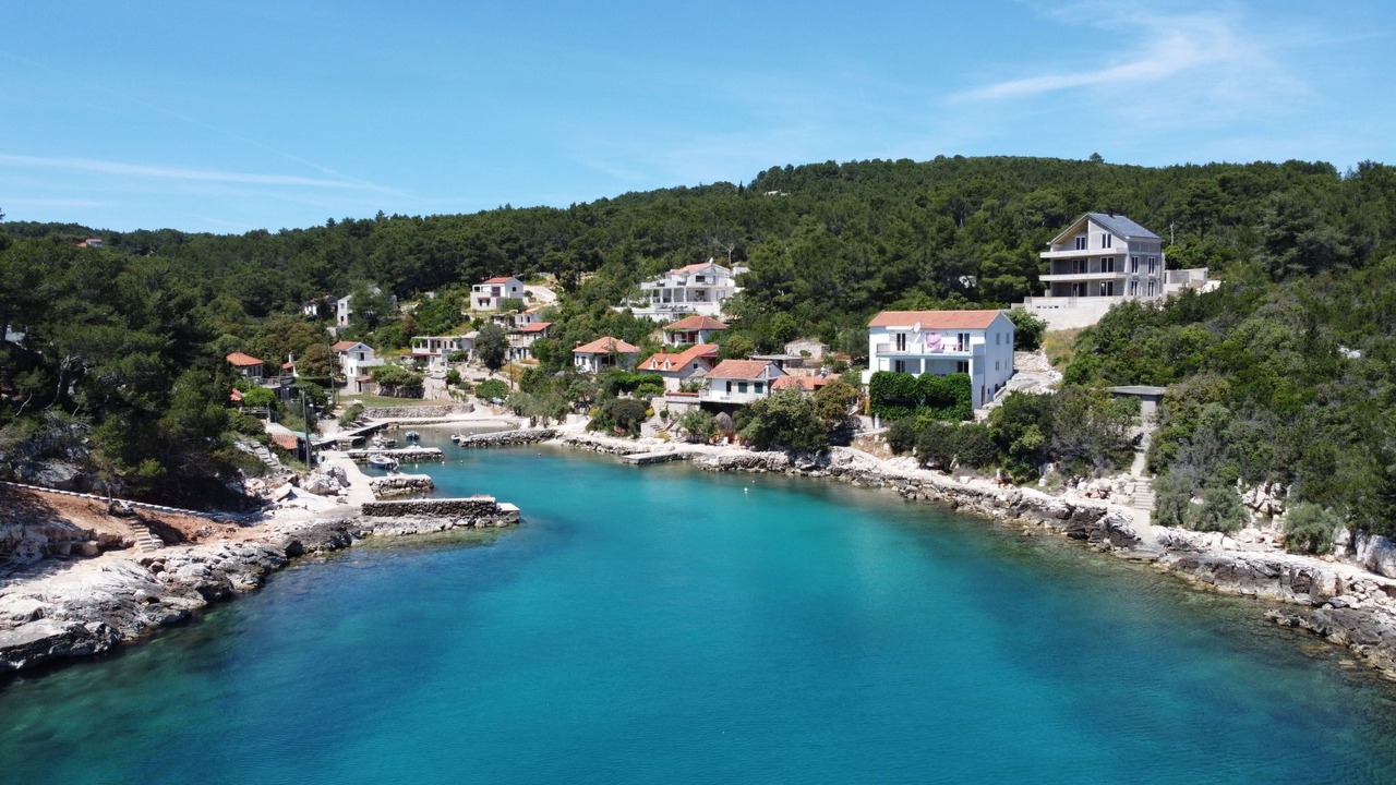 Photo of Others in Cove Basina (Jelsa)