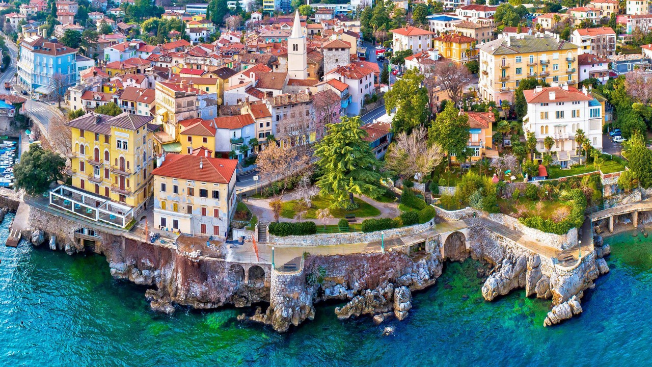 Photo of Others in Opric