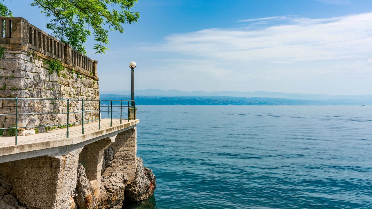 Photo of Others in Opric