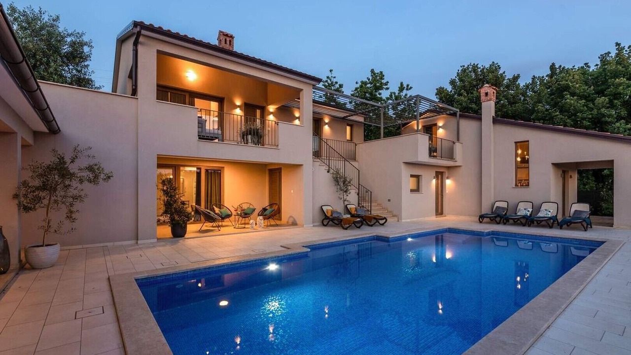 Photo of Outdoor in Lindar
