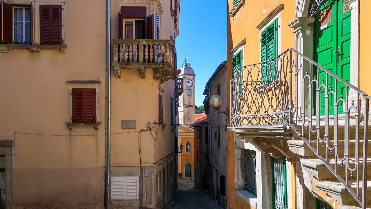 Photo of Others in Gondolici