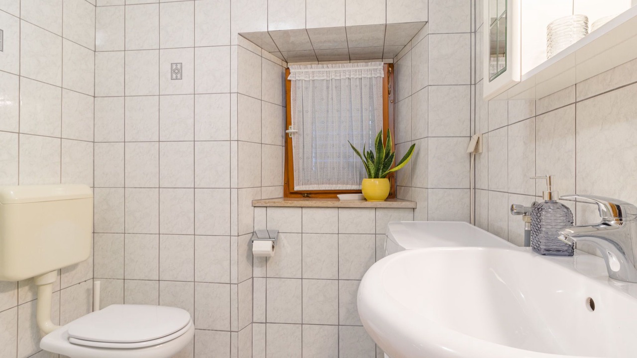 Photo of Bathroom in Pican