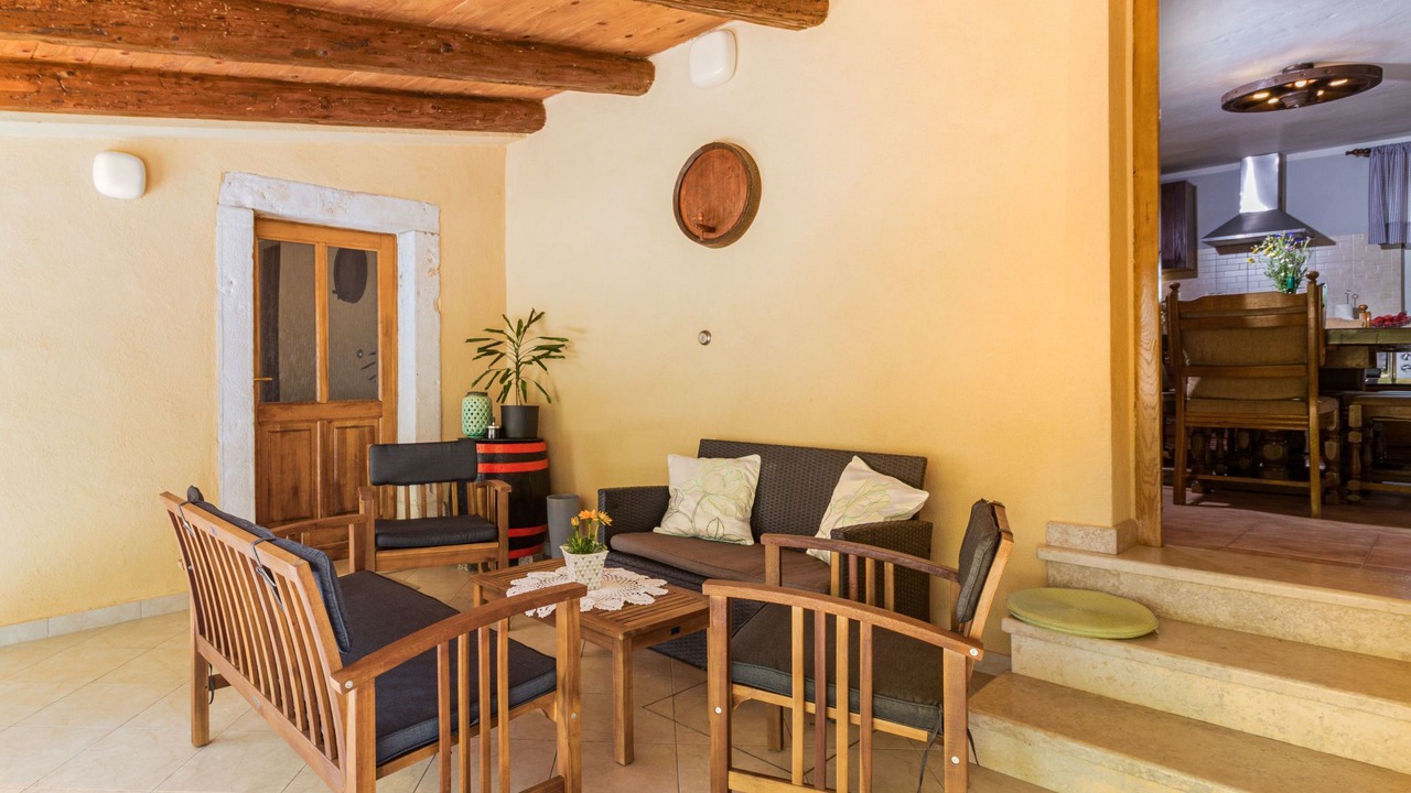 Photo of Livingroom in Pican