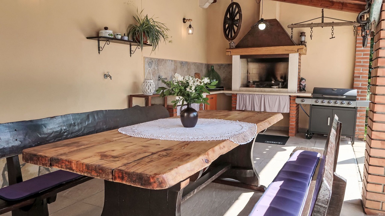 Photo of Bedroom in Pican
