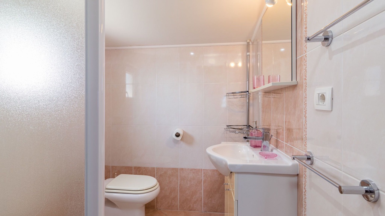 Photo of Bathroom in Pican