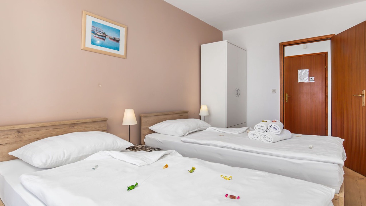 Photo of Others in Vratarusa