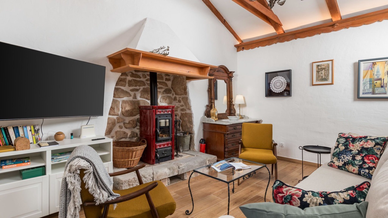 Photo of Livingroom in Gabonjin