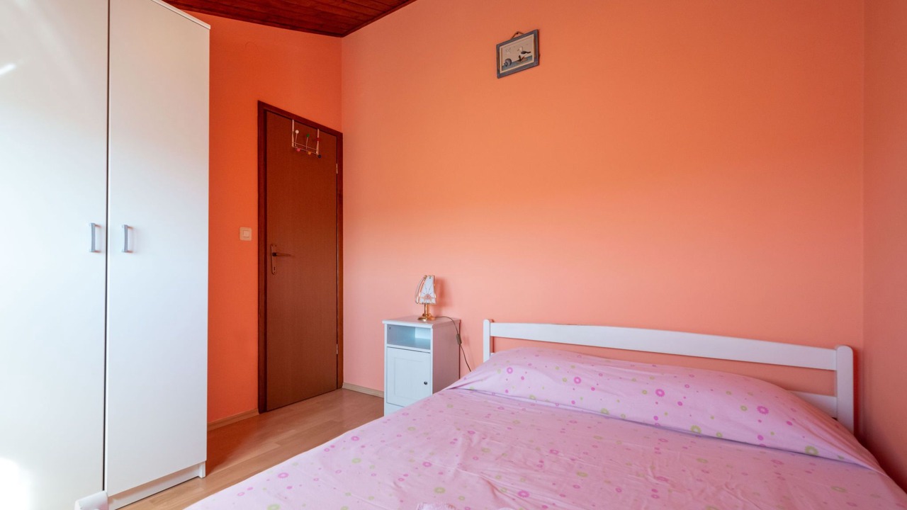 Photo of Bedroom in Tinjan