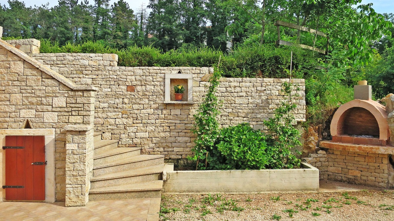 Photo of Outdoor in Laginji