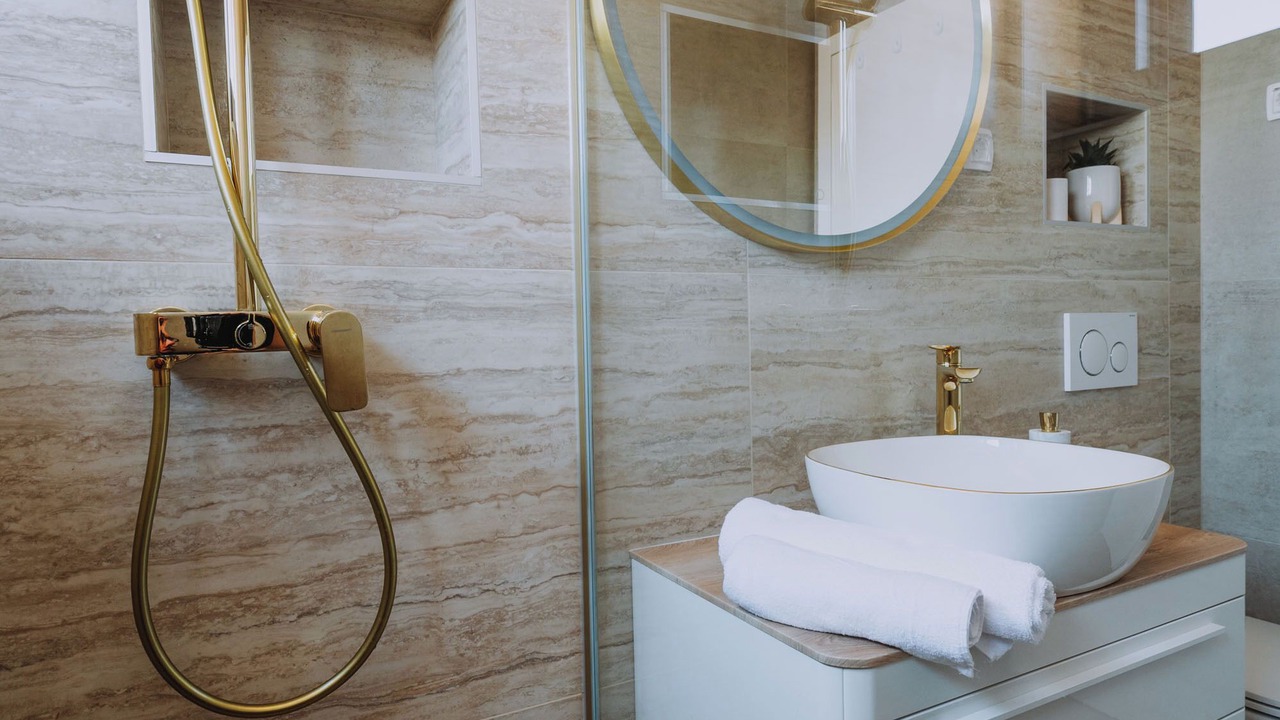 Photo of Bathroom in Kolan
