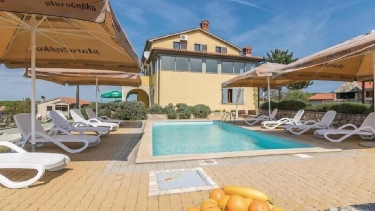 Photo of Outdoor in Rogocana