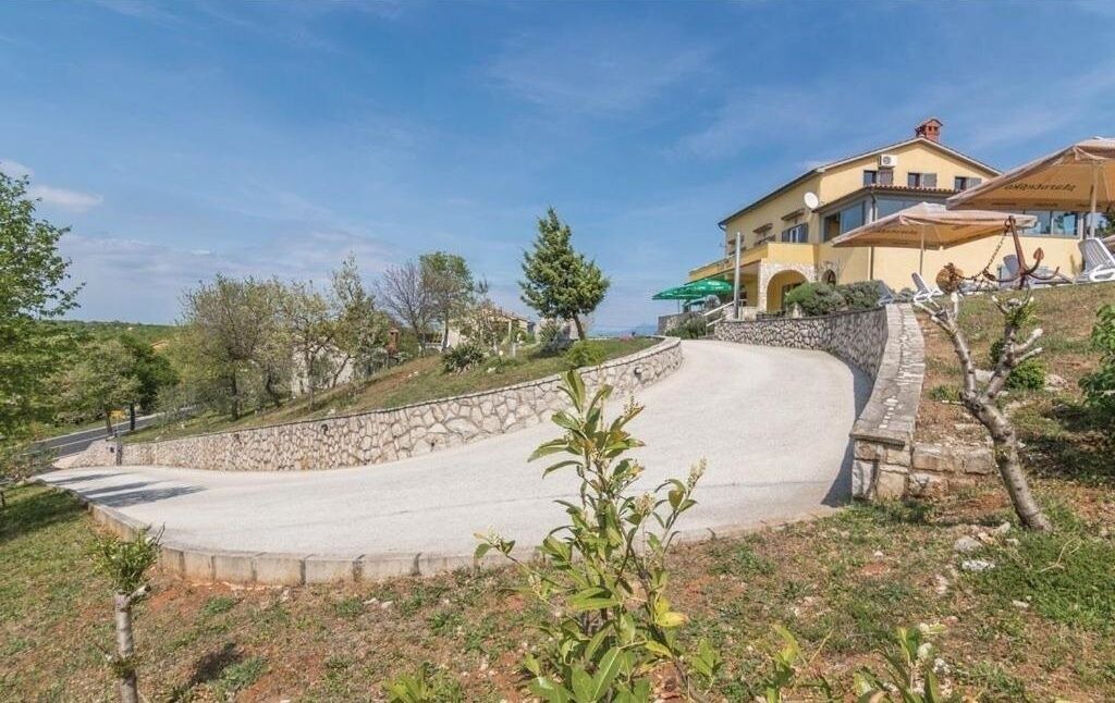 Photo of Outdoor in Rogocana