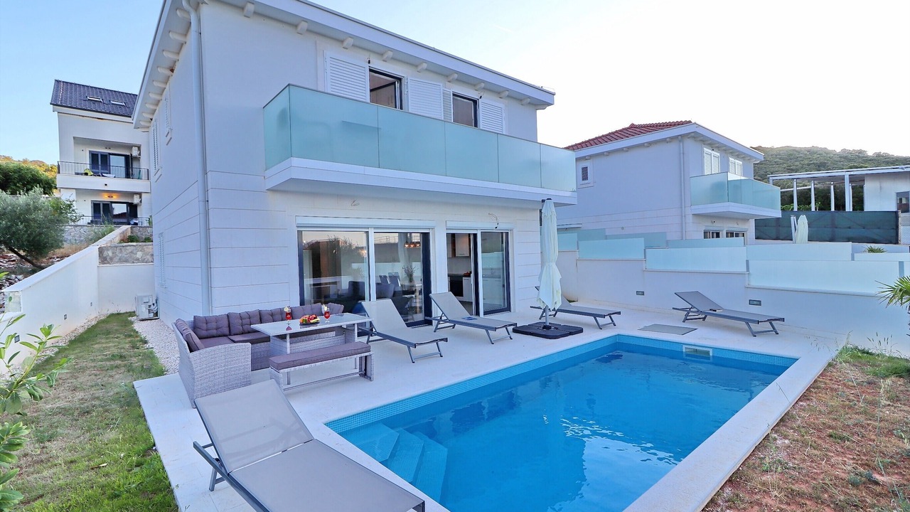 Photo of Outdoor in Drace