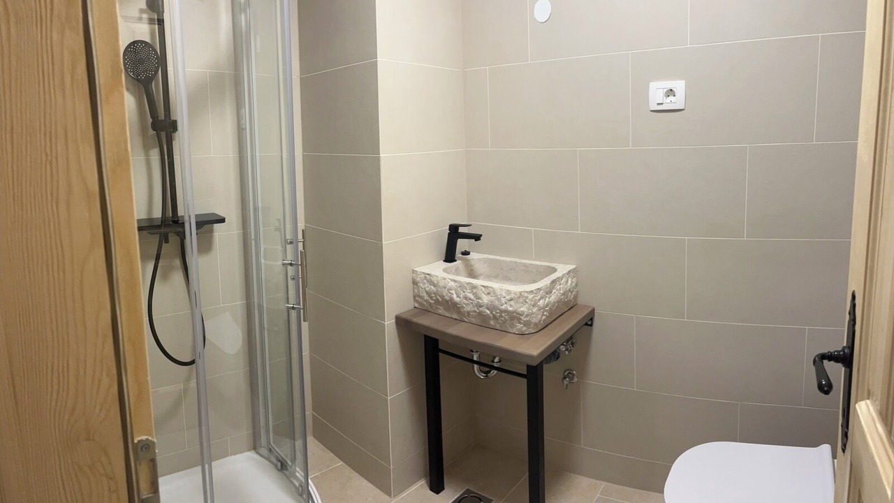Photo of Bathroom in Gracisce