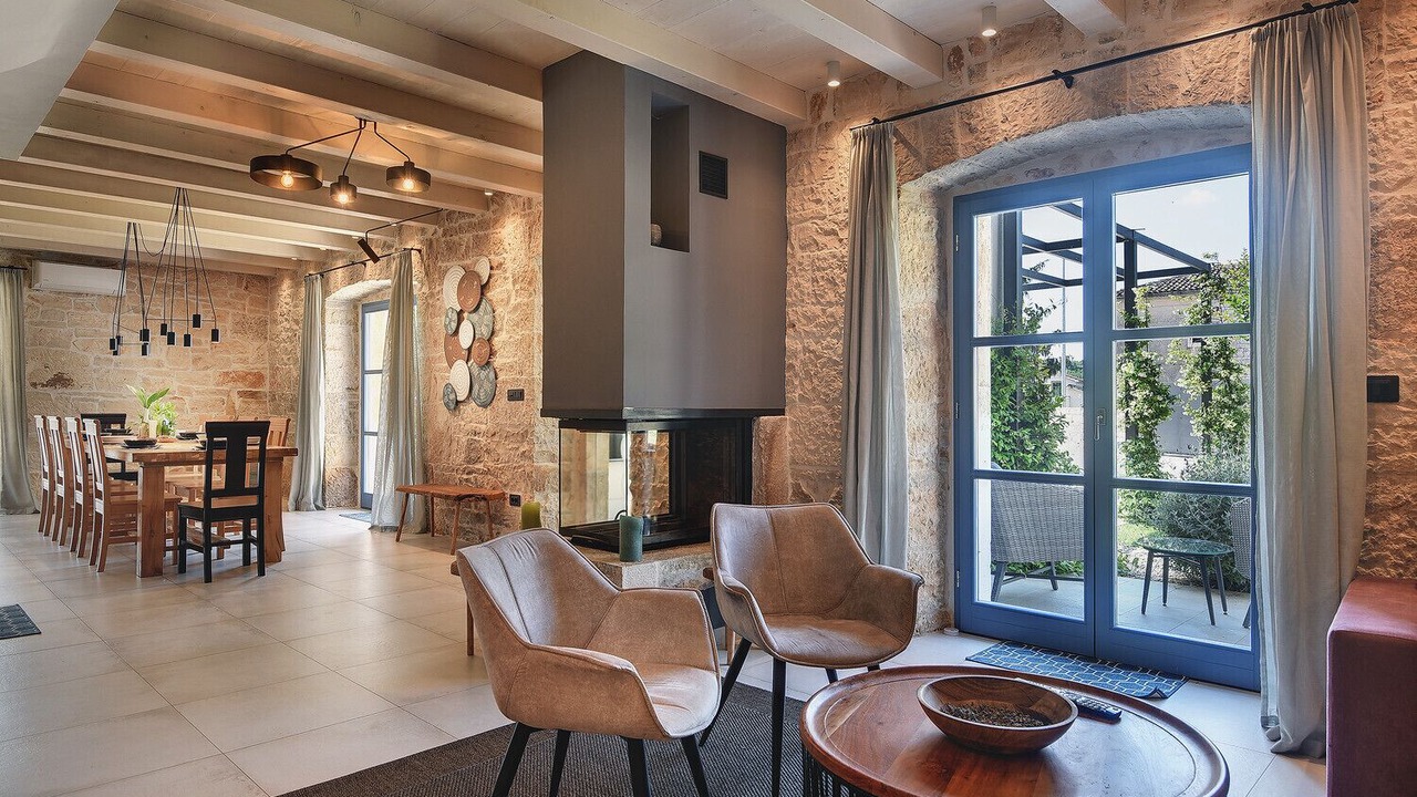 Photo of Livingroom in Tinjan