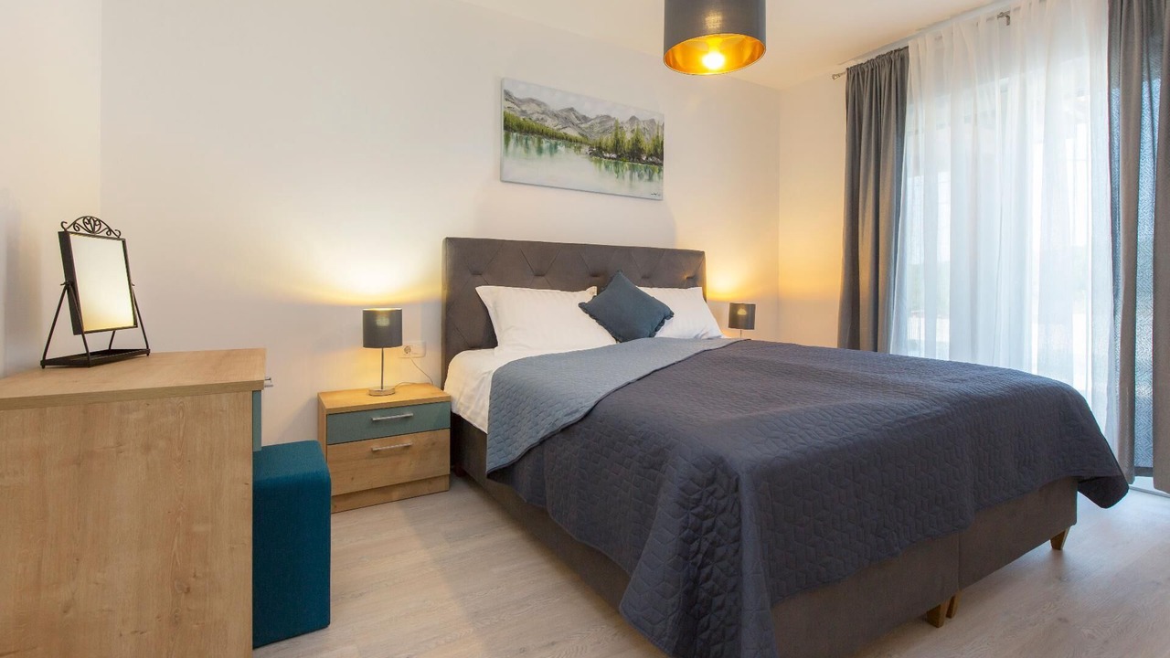 Photo of Bedroom in Topid