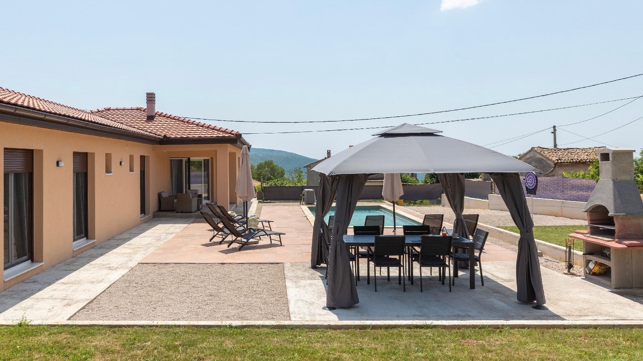 Photo of Outdoor in Topid