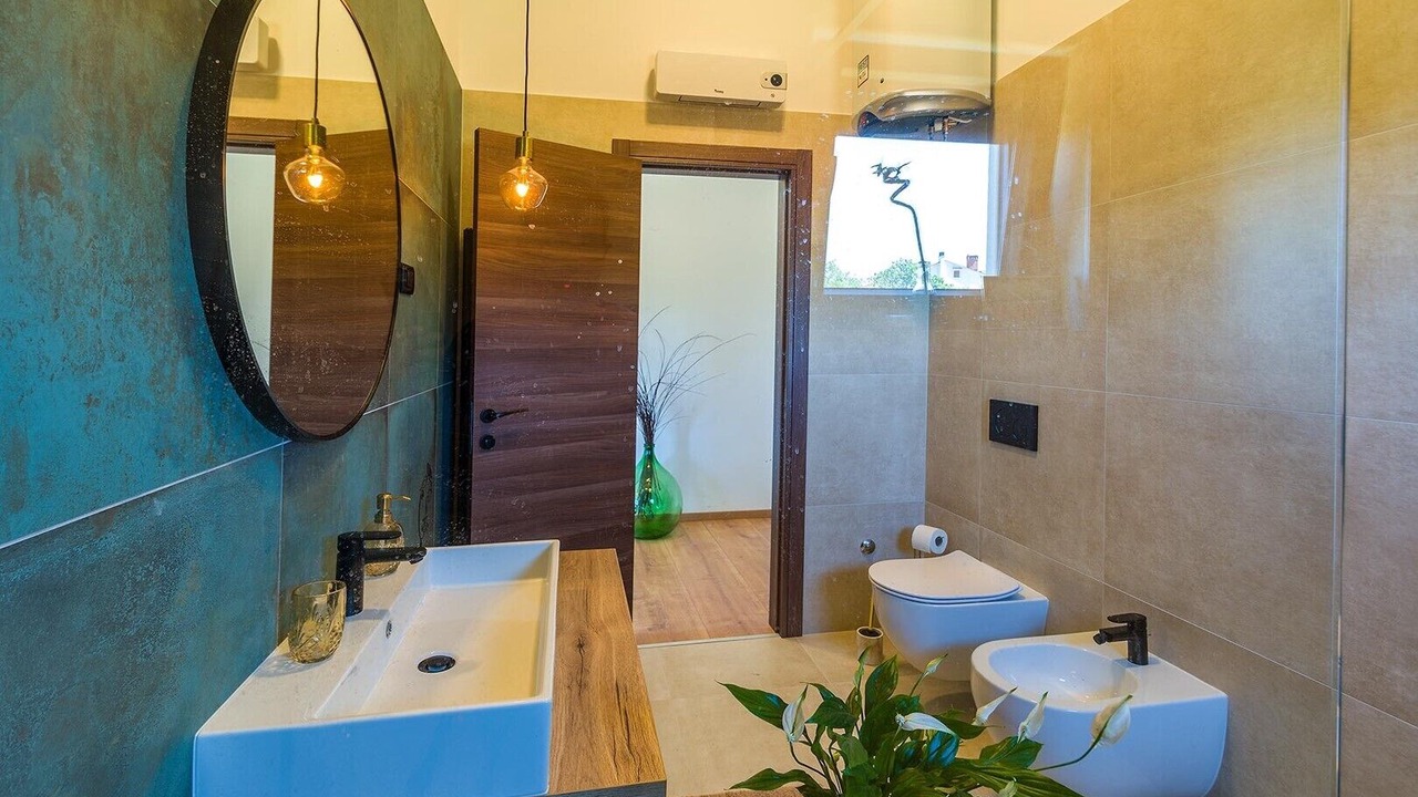 Photo of Bathroom in Prhati